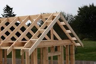 Конструкции узлов деревянных стропильных ферм крыши,.